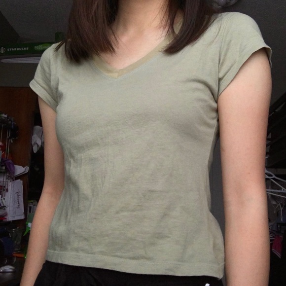 ICE design sage green crop top - Picture 2 of 4